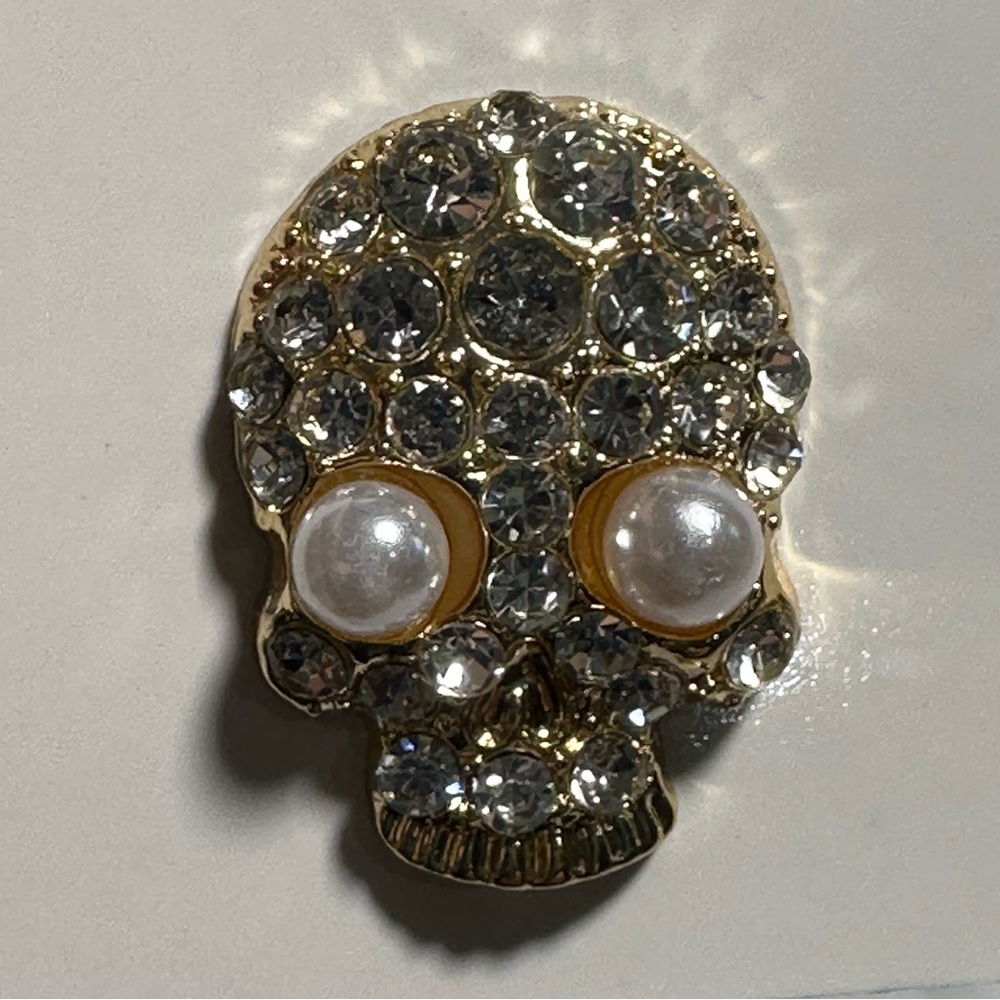Glam Crystal Pearl Gold Skull Brooch Pin Sparkly Rhinestone Lapel Jacket Hat NWT - Picture 6 of 11